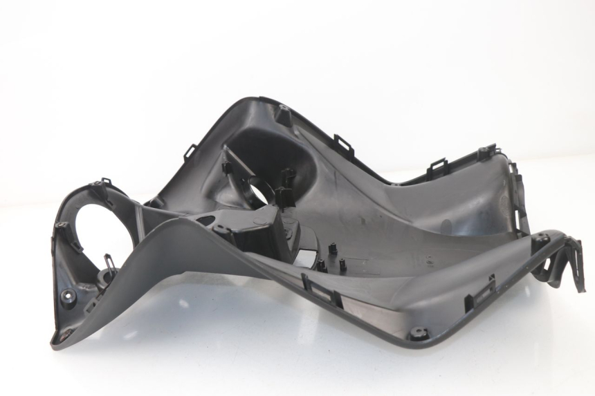 photo de TABLIER INTERIEUR KYMCO AGILITY CITY 16P 125 (2015 - 2021) - Autre angle de vue