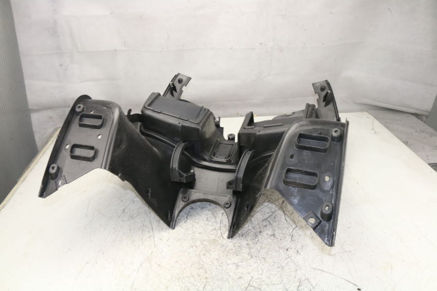 photo de TABLIER INTERIEUR APRILIA ATLANTIC S 125 (2010 - 2013)