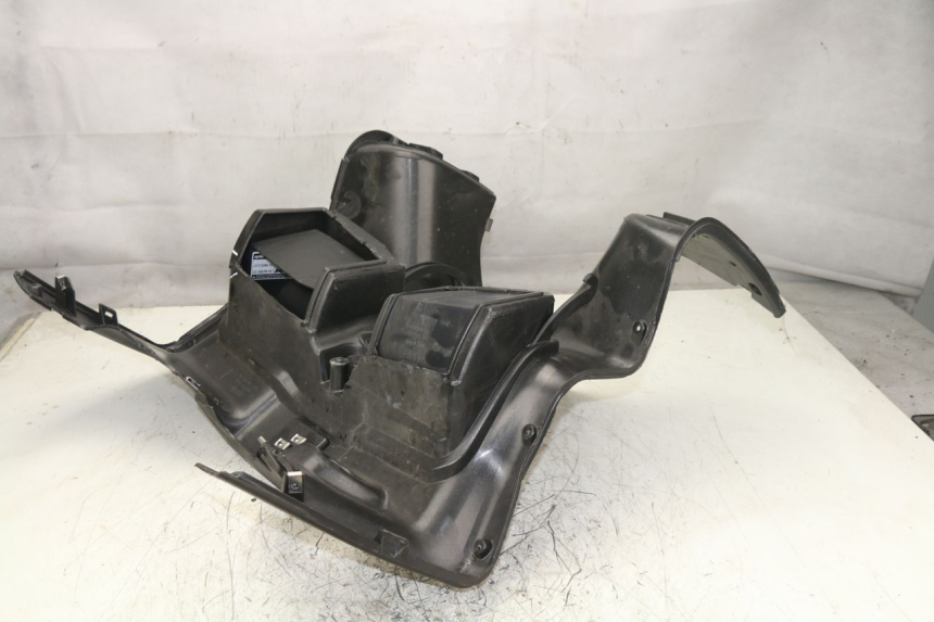 photo de TABLIER INTERIEUR APRILIA ATLANTIC S 125 (2010 - 2013)