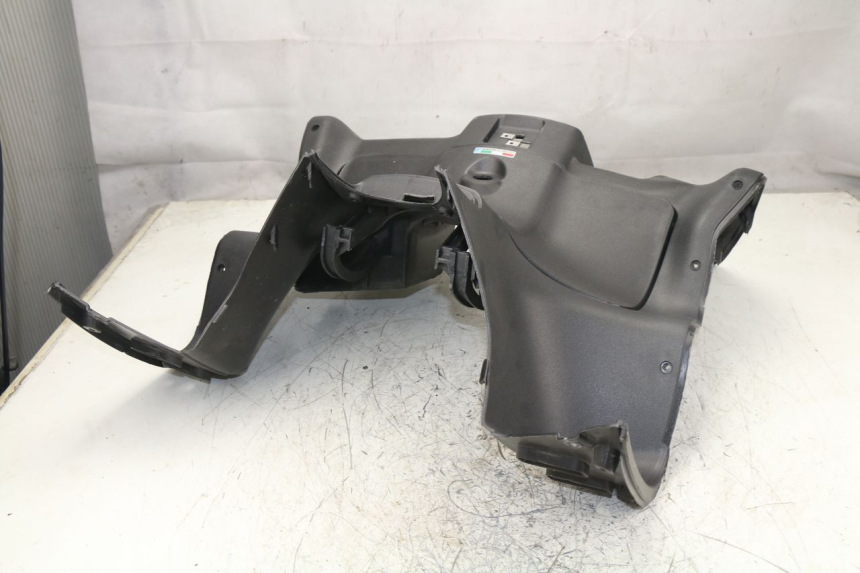 photo de TABLIER INTERIEUR APRILIA ATLANTIC S 125 (2010 - 2013)