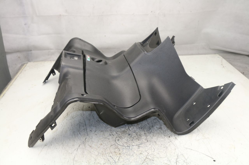 photo de TABLIER INTERIEUR APRILIA ATLANTIC S 125 (2010 - 2013)