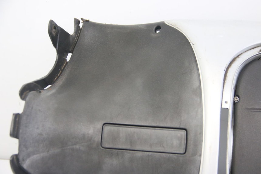 photo de TABLIER INTERIEUR APRILIA SCARABEO 4T 50 (2009 - 2017)