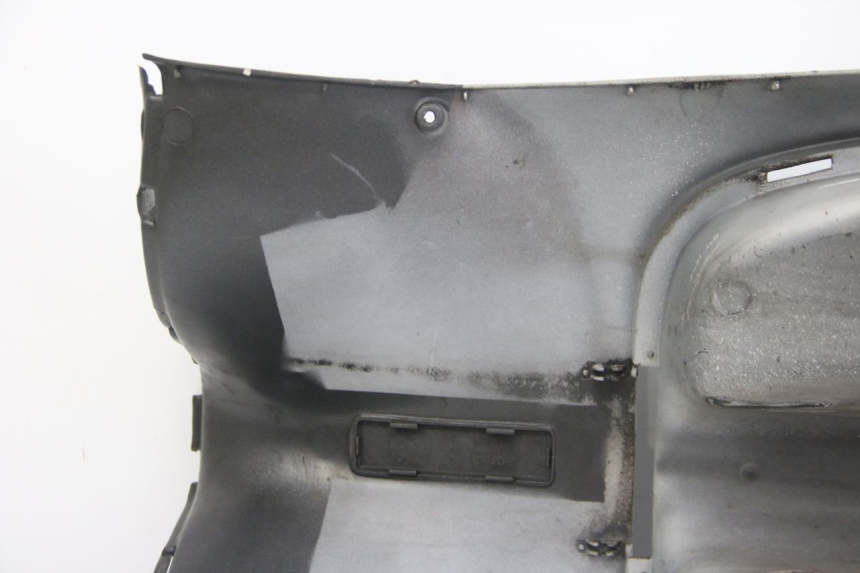 photo de TABLIER INTERIEUR APRILIA SCARABEO 4T 50 (2009 - 2017)