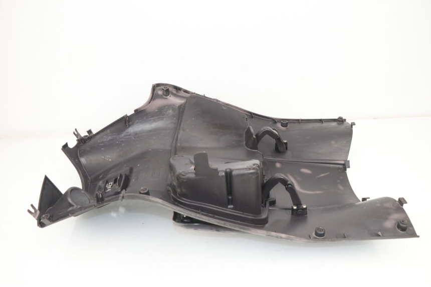 photo de TABLIER INTERIEUR APRILIA SPORT CITY SPORTCITY 125 (2005 - 2008)
