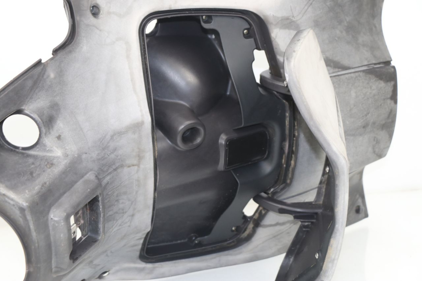 photo de TABLIER INTERIEUR APRILIA SPORT CITY SPORTCITY 125 (2005 - 2008)