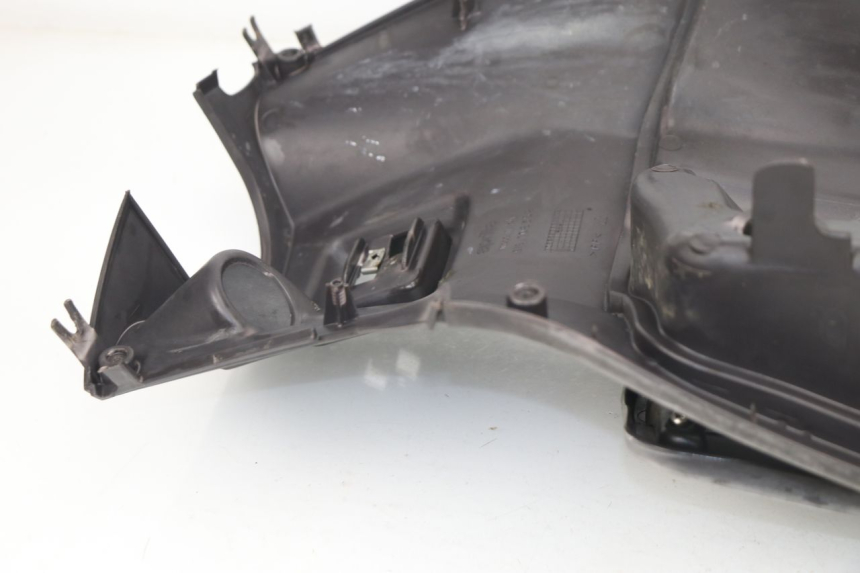 photo de TABLIER INTERIEUR APRILIA SPORT CITY SPORTCITY 125 (2005 - 2008)