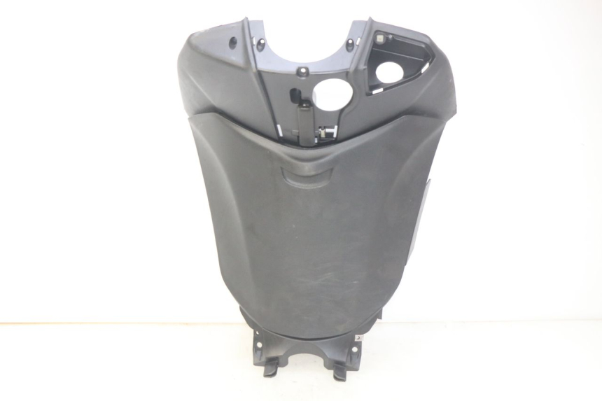 photo de TABLIER INTERIEUR PIAGGIO BEVERLY 125 (2010 - 2015) - État de surface