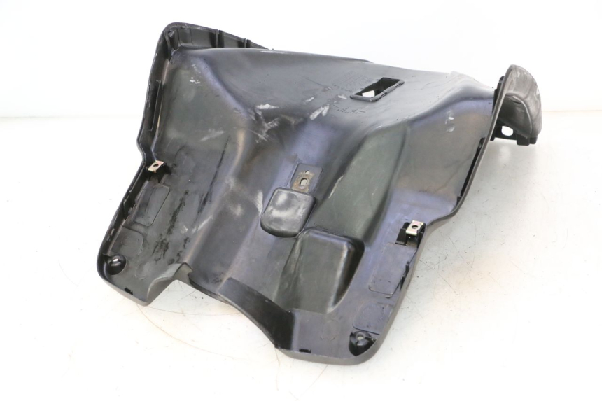 photo de TABLIER INTERIEUR MBK BOOSTER ROCKET 50 (1995 - 1998) - Zoom état d’usage