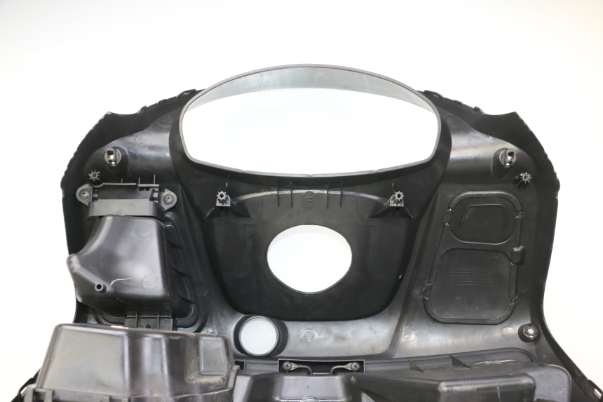photo de TABLIER INTERIEUR SUZUKI BURGMAN 125 (2007 - 2014)