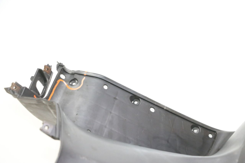 photo de TABLIER INTERIEUR SUZUKI BURGMAN 125 (2007 - 2014)