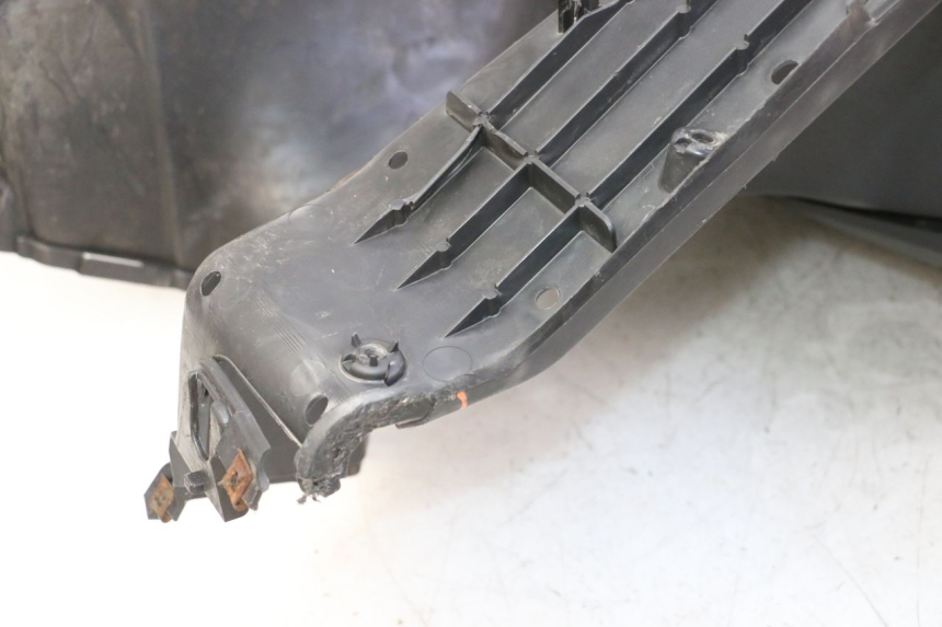 photo de TABLIER INTERIEUR SUZUKI BURGMAN 125 (2007 - 2014)