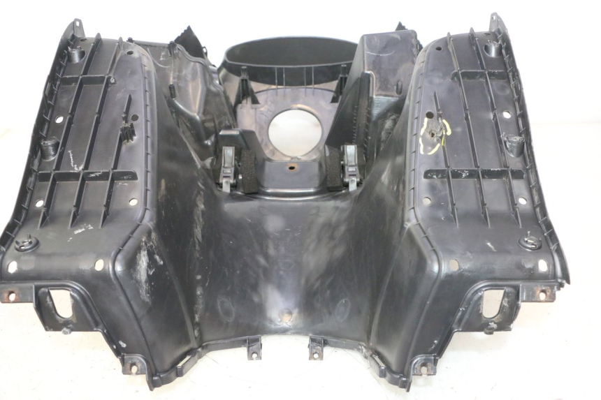 photo de TABLIER INTERIEUR SUZUKI BURGMAN 125 (2007 - 2014) - Points de fixation