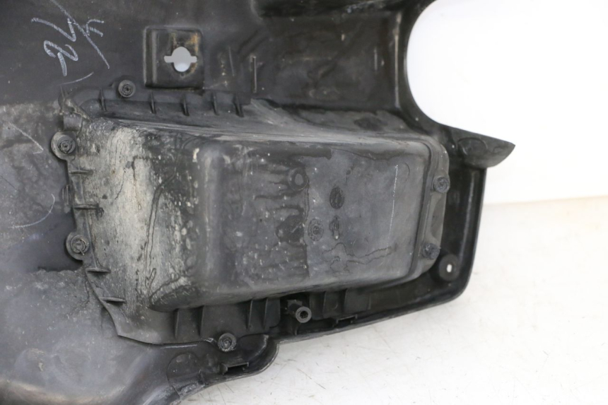 photo de TABLIER INTERIEUR YAMAHA BW'S 100 (1999 - 2002)
