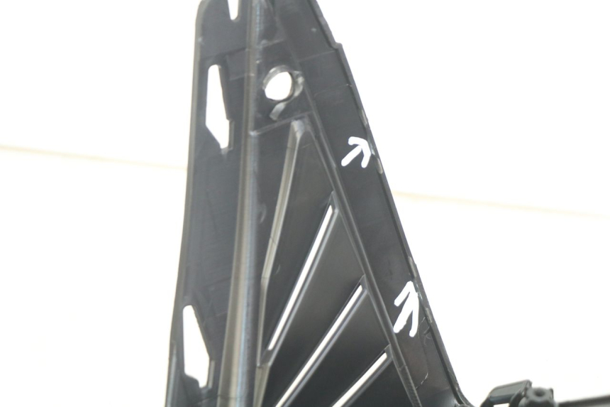 photo de TABLIER INTERIEUR PEUGEOT CITYSTAR AIR 125 (2014 - 2017) - Zoom état d’usage