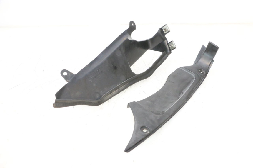 photo de TABLIER INTERIEUR DROIT KAWASAKI GPX F ZX750F 750 (1986 - 1990) - Vue principale