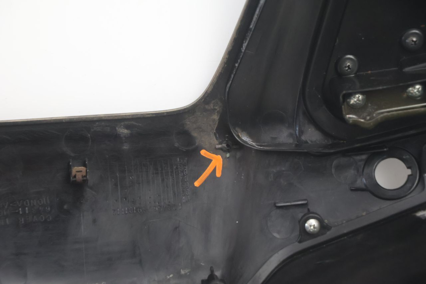 photo de TABLIER INTERIEUR HONDA FJS SILVER WING SILVERWING 400 (2005 - 2008) - Points de fixation