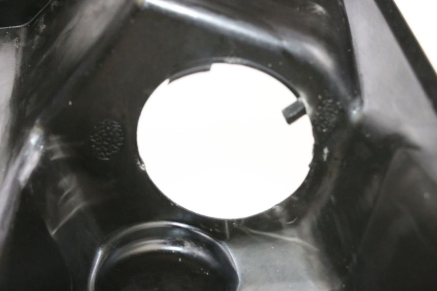 photo de TABLIER INTERIEUR MBK FLAME X 125 (2007 - 2016) - Détail de la pièce