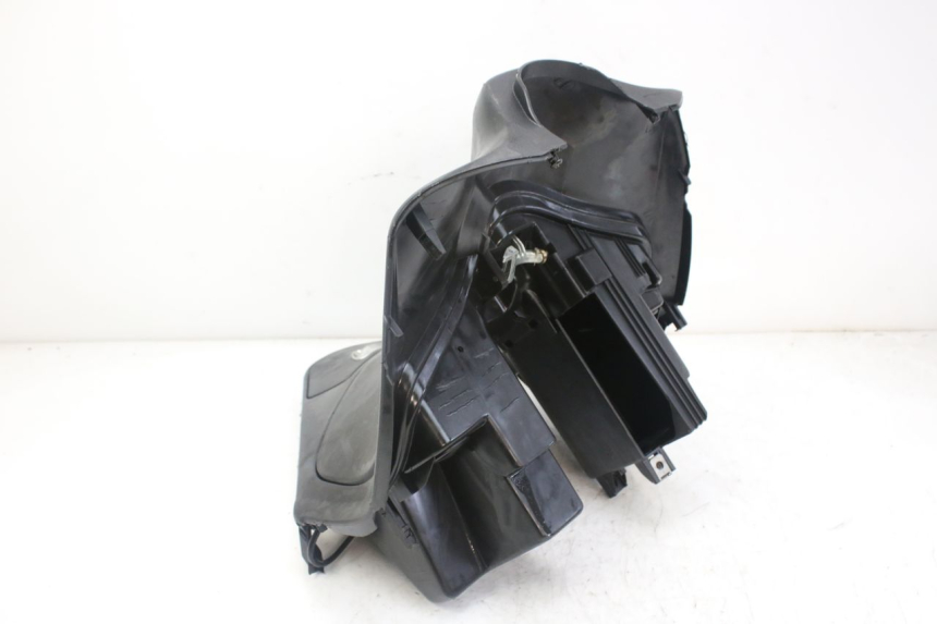 photo de TABLIER INTERIEUR PIAGGIO FLY 4T 50 (2013 - 2017)