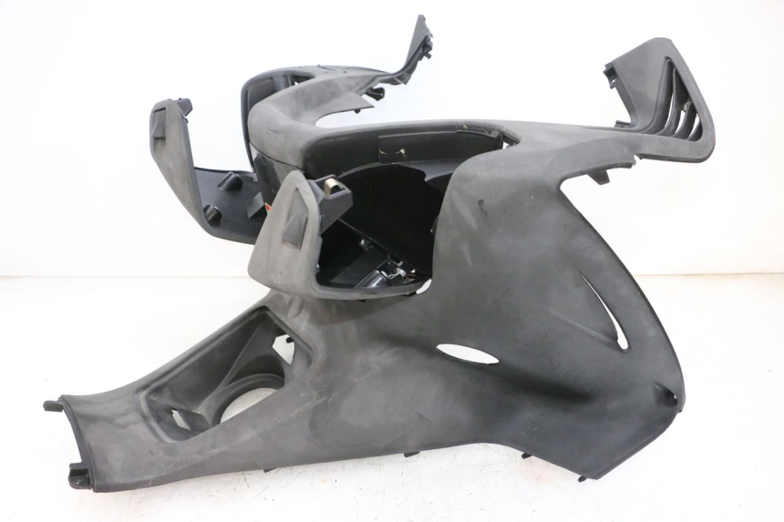 photo de TABLIER INTERIEUR JM MOTORS GTS 125 (2015 - 2019) - Zoom composants