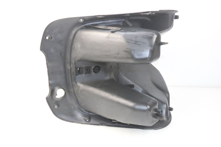 photo de TABLIER INTERIEUR HONDA SJ BALI 50 (1996 - 1999)