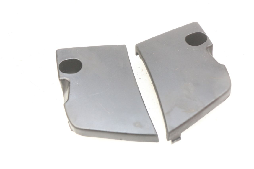 photo de TABLIER INTERIEUR INFERIEUR PIAGGIO VESPA PRIMAVERA 2T 50 (2013 - 2018)