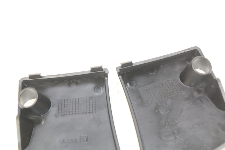 photo de TABLIER INTERIEUR INFERIEUR PIAGGIO VESPA PRIMAVERA 2T 50 (2013 - 2018)