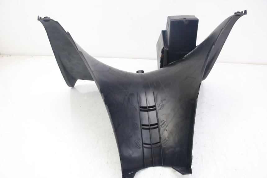 photo de TABLIER INTERIEUR INFERIEUR MBK SKYLINER 125 (1998 - 2001)