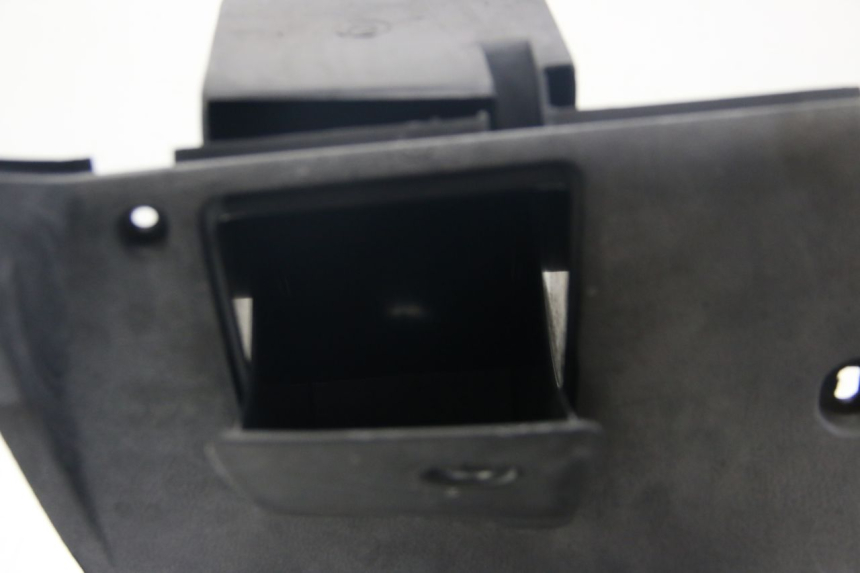 photo de TABLIER INTERIEUR INFERIEUR MBK SKYLINER 125 (1998 - 2001)
