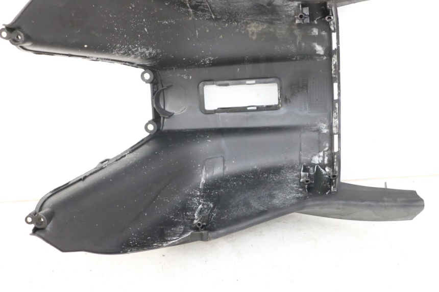 photo de TABLIER INTERIEUR INFERIEUR SYM ORBIT 50 (2008 - 2010)