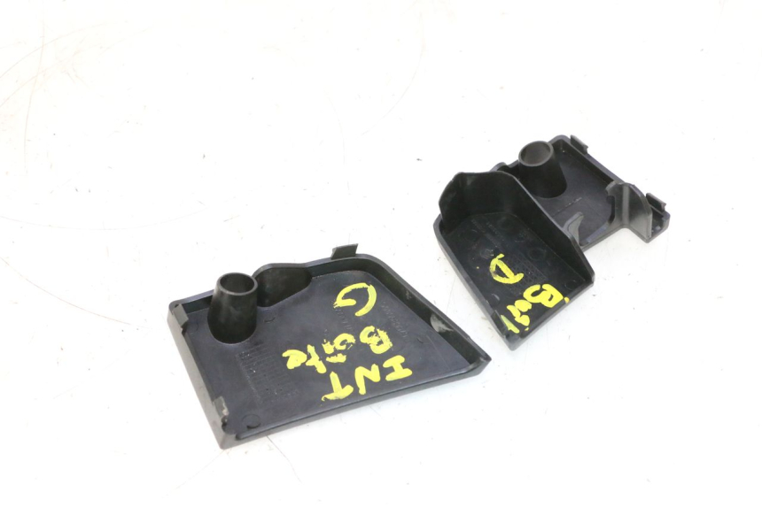 photo de TABLIER INTERIEUR INFERIEUR PIAGGIO VESPA PRIMAVERA 2T 50 (2013 - 2018) - Autre angle de vue