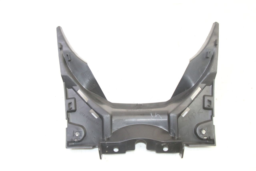 photo de TABLIER INTERIEUR INFERIEUR YAMAHA XMAX X-MAX 125 (2021 - 2025) - Vue principale