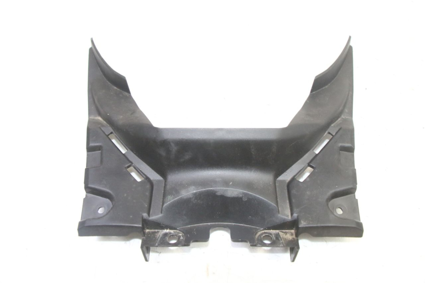 photo de TABLIER INTERIEUR INFERIEUR YAMAHA XMAX X-MAX 125 (2021 - 2025) - Détail de la pièce