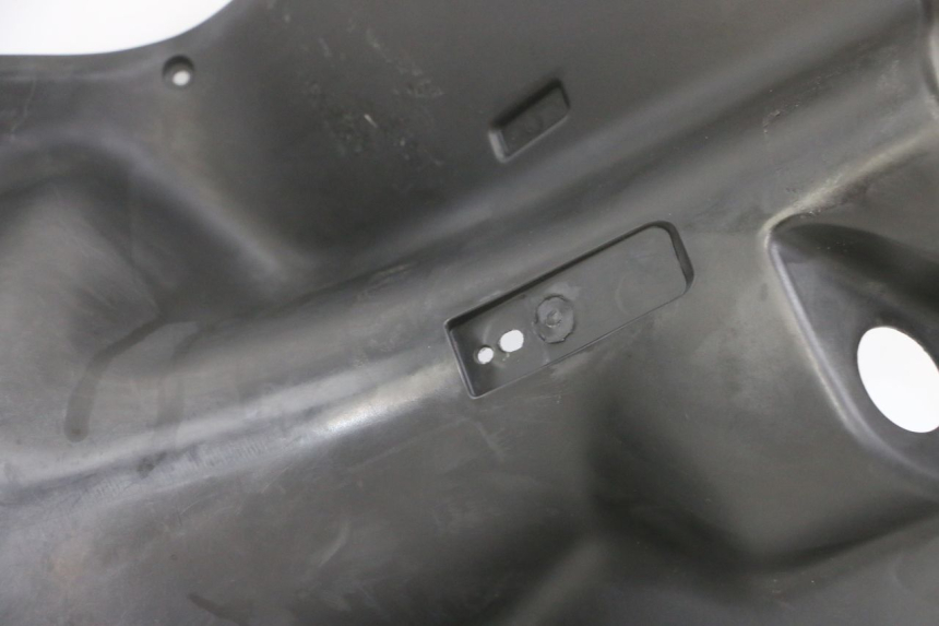 photo de TABLIER INTERIEUR YAMAHA JOG R 50 (2004 - 2014)