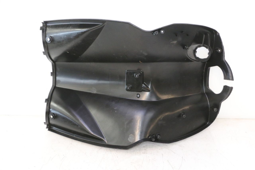 photo de TABLIER INTERIEUR PEUGEOT KISBEE 4T 50 (2023 - 2026) - Vue d’ensemble