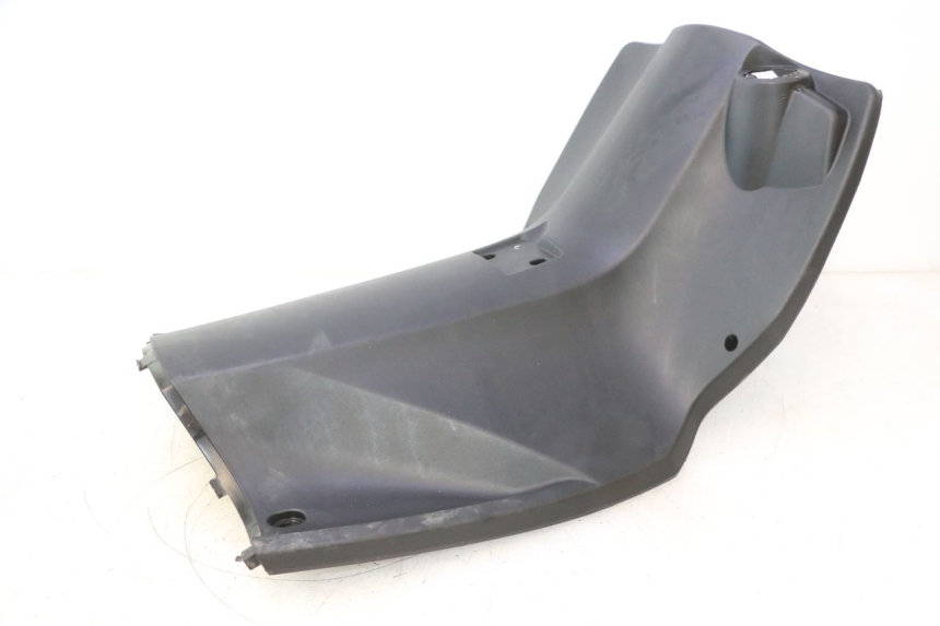 photo de TABLIER INTERIEUR PEUGEOT KISBEE 4T 50 (2023 - 2026) - Points de fixation