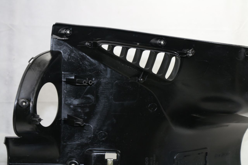 photo de TABLIER INTERIEUR KYMCO GRAND DINK 125 (2008 - 2014)