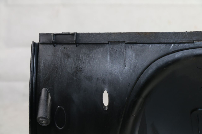 photo de TABLIER INTERIEUR KYMCO GRAND DINK 125 (2008 - 2014)