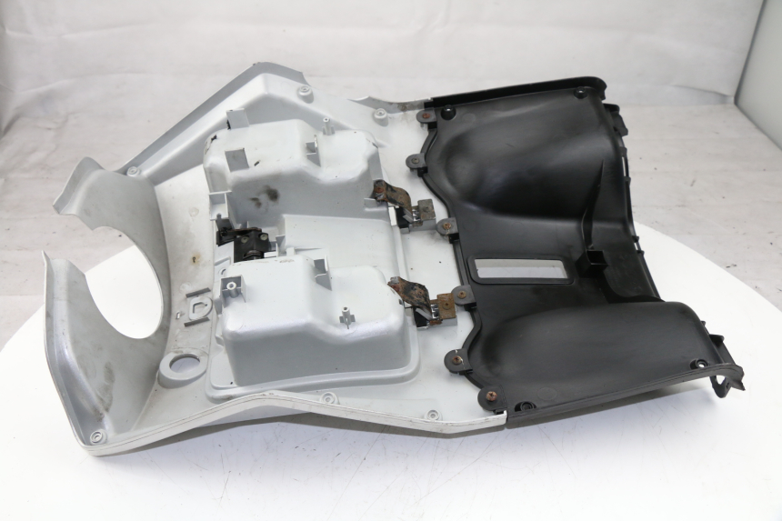photo de TABLIER INTERIEUR KYMCO PEOPLE S 125 (2000 - 2008)
