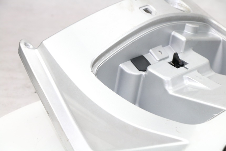 photo de TABLIER INTERIEUR KYMCO PEOPLE S 125 (2000 - 2008)