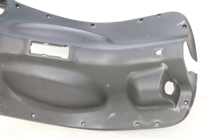 photo de TABLIER INTERIEUR SYM MIO 50 (2005 - 2010) - Focus structure