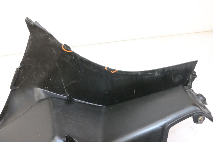 photo de TABLIER INTERIEUR PIAGGIO MP3 LT 300 (2010 - 2016)
