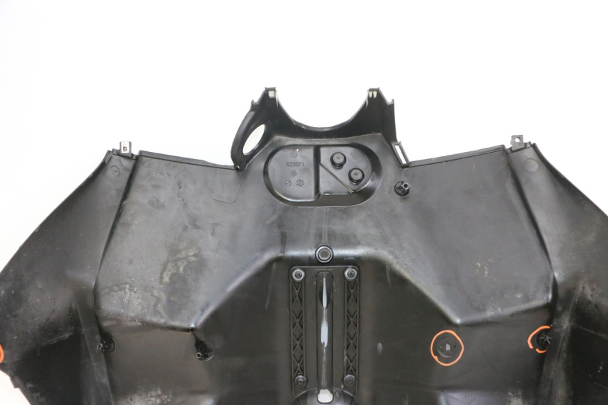 photo de TABLIER INTERIEUR PIAGGIO MP3 LT 400 (2007 - 2012)