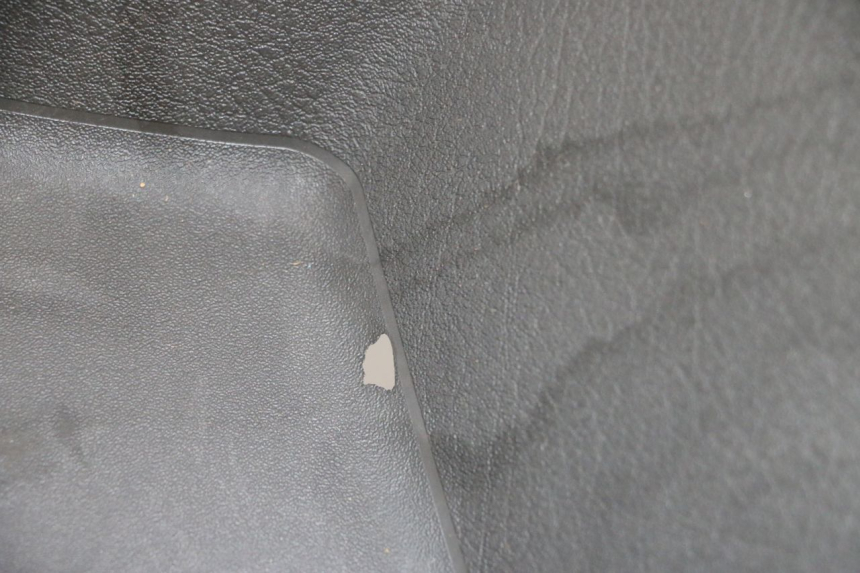 photo de TABLIER INTERIEUR PIAGGIO MP3 LT 400 (2007 - 2012)