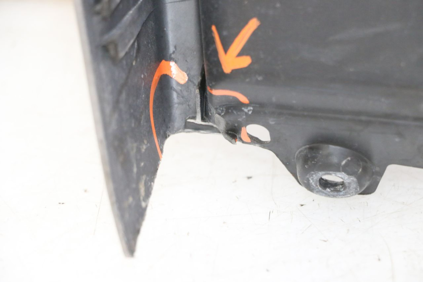 photo de TABLIER INTERIEUR PIAGGIO MP3 RL 250 (2007 - 2010)