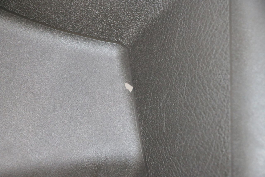 photo de TABLIER INTERIEUR PIAGGIO MP3 500 (2016 - 2018) - Inspection visuelle