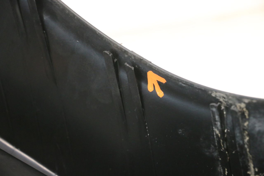 photo de TABLIER INTERIEUR PIAGGIO MP3 RL 250 (2006 - 2010) - Autre angle de vue