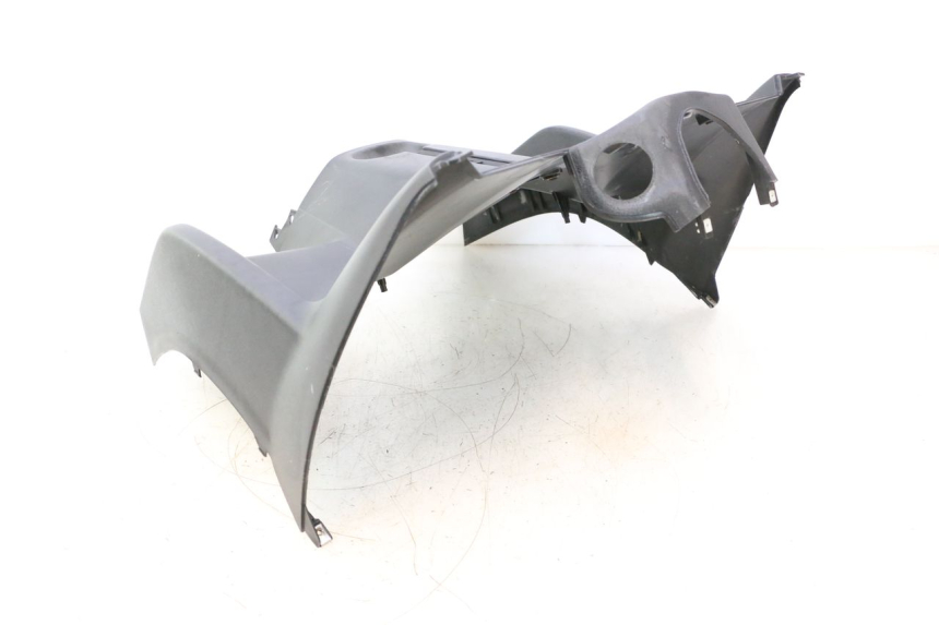 photo de TABLIER INTERIEUR PIAGGIO MP3 125 (2006 - 2014) - Autre angle de vue