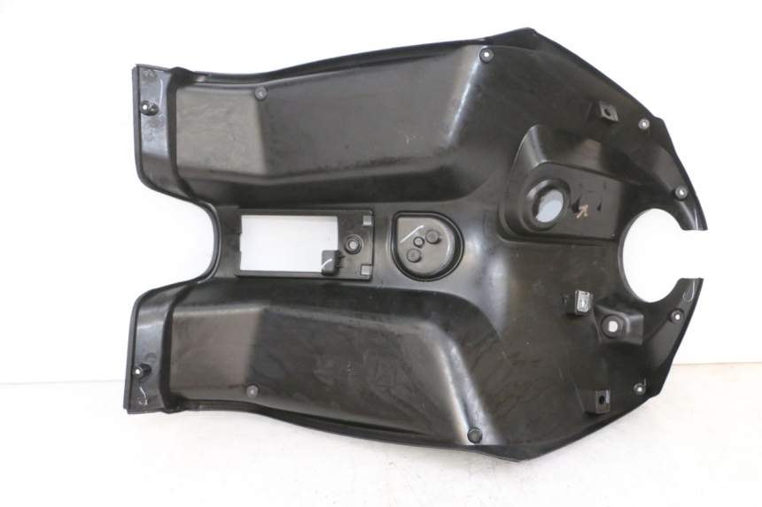 photo de TABLIER INTERIEUR PIAGGIO NEW TYPHOON 50 (2018 - 2021) - Inspection visuelle