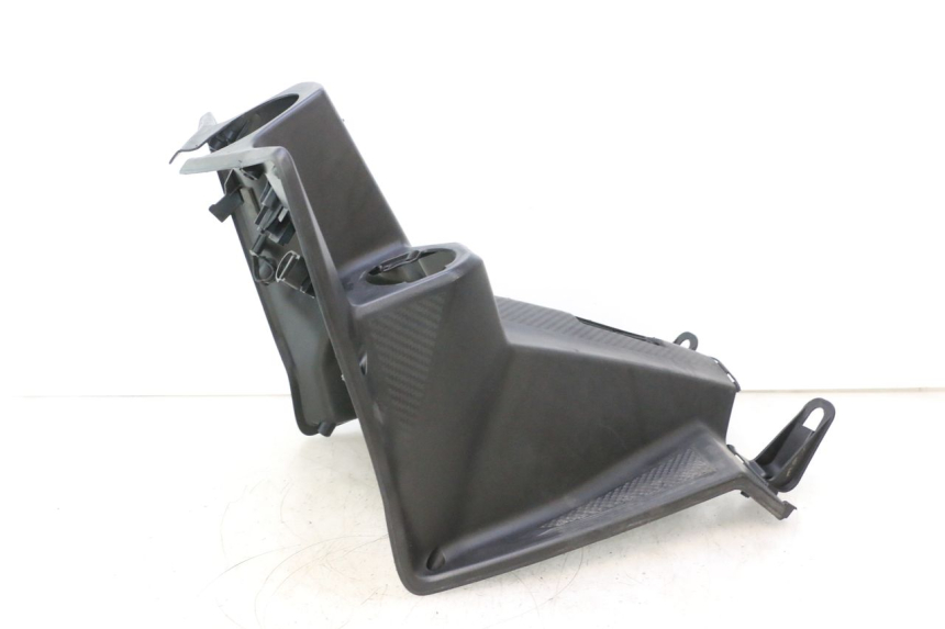 photo de TABLIER INTERIEUR SYM ORBIT III 3 4T 50 (2021 - 2025) - Gros plan technique