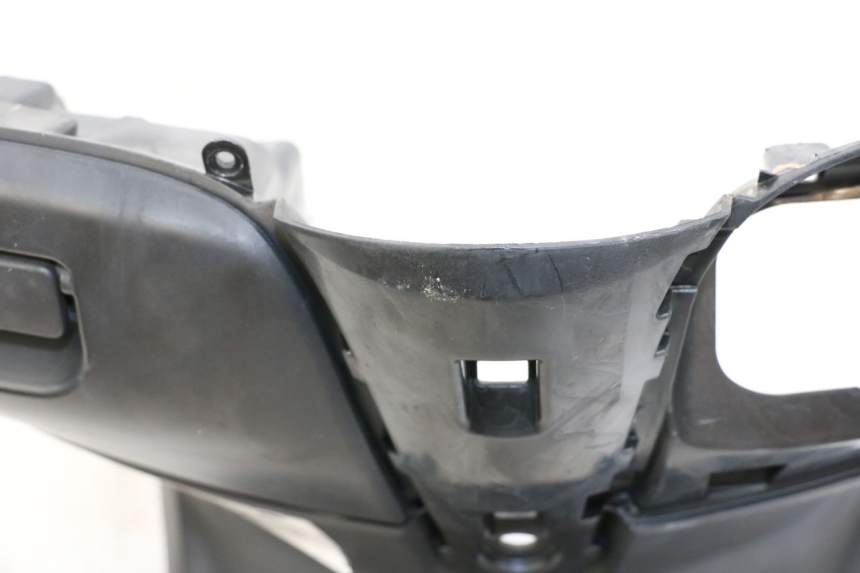 photo de TABLIER INTERIEUR HONDA PCX (JF47) 125 (2012 - 2013) - Zoom état d’usage